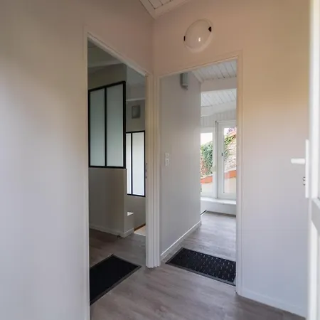 Дом отдыха Le Grand Verger : Familial Avec Piscine Vivonne