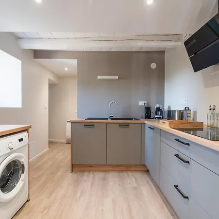 Holiday home Le Grand Verger : Familial Avec Piscine Vivonne